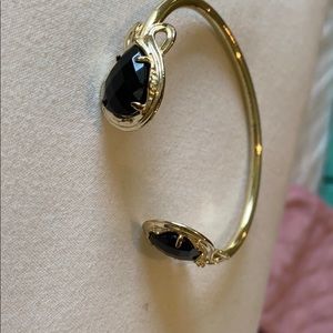 Kendra Scott bracelet